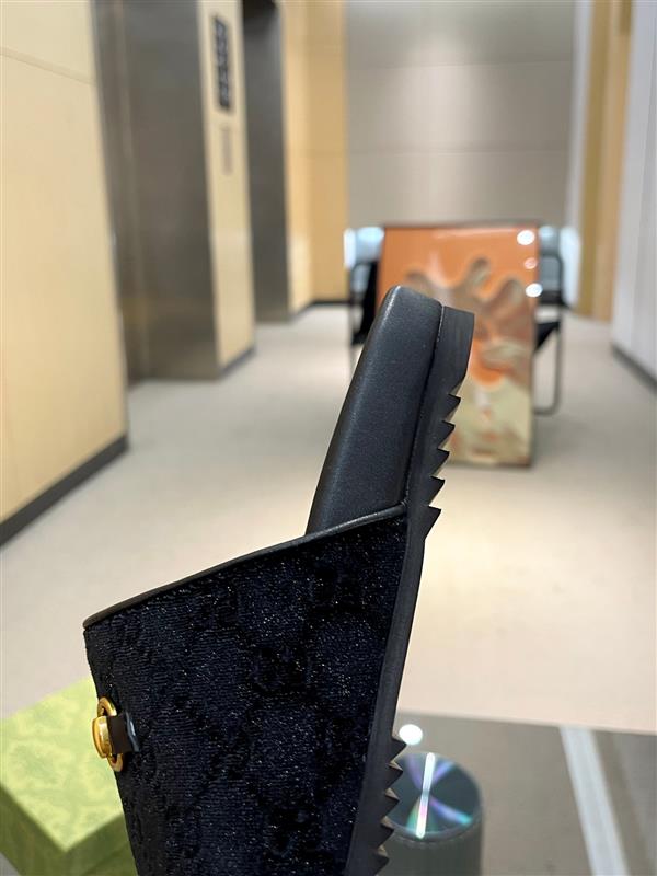 20243518540129 200210